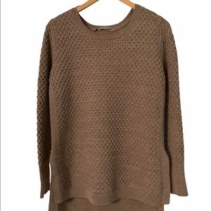 Women’s Athleta Tan Sweater Size Large